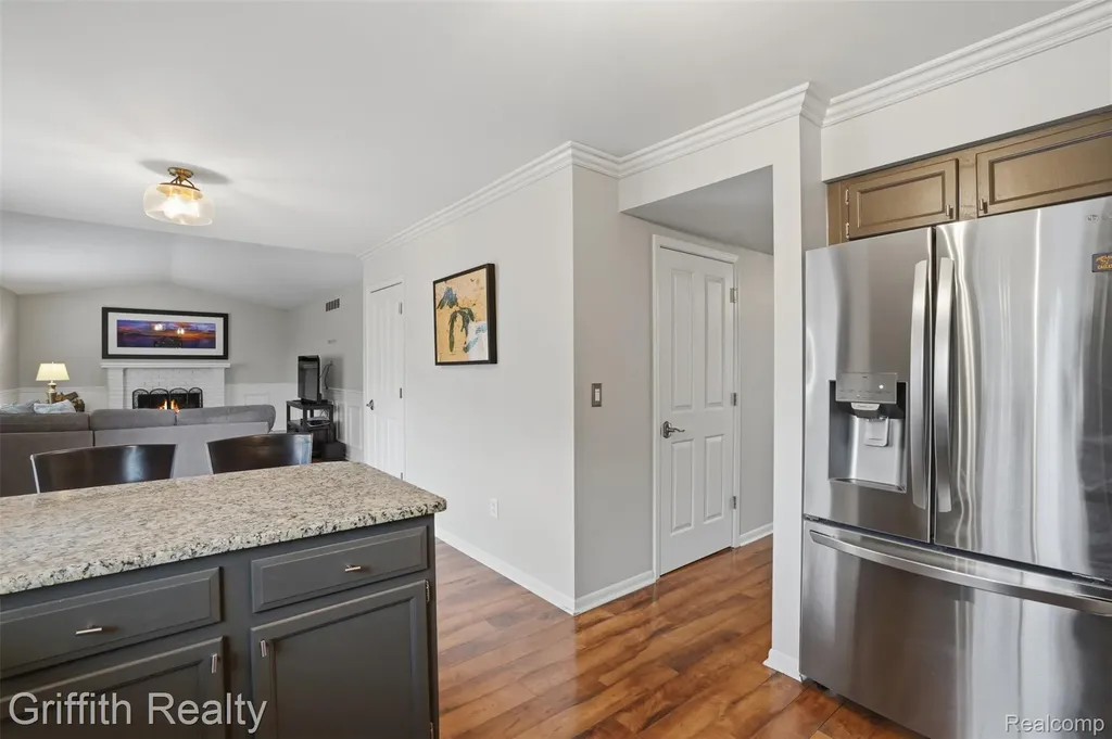 938 Meadowbrook Court Milford Village MI 48381