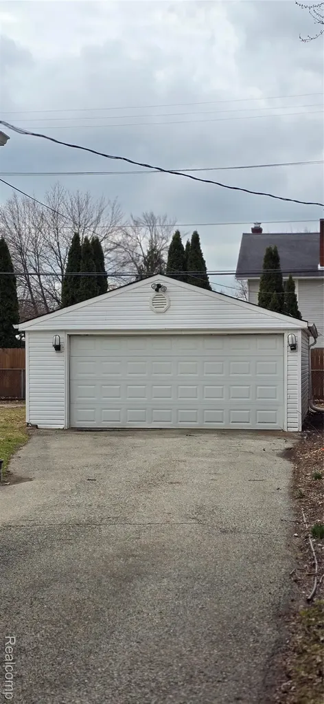 32 Gibbs Street Mt. Clemens City MI 48043