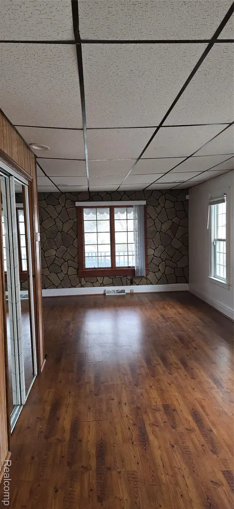 32 Gibbs Street Mt. Clemens City MI 48043