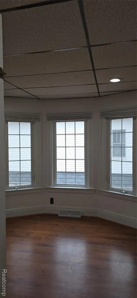 32 Gibbs Street Mt. Clemens City MI 48043