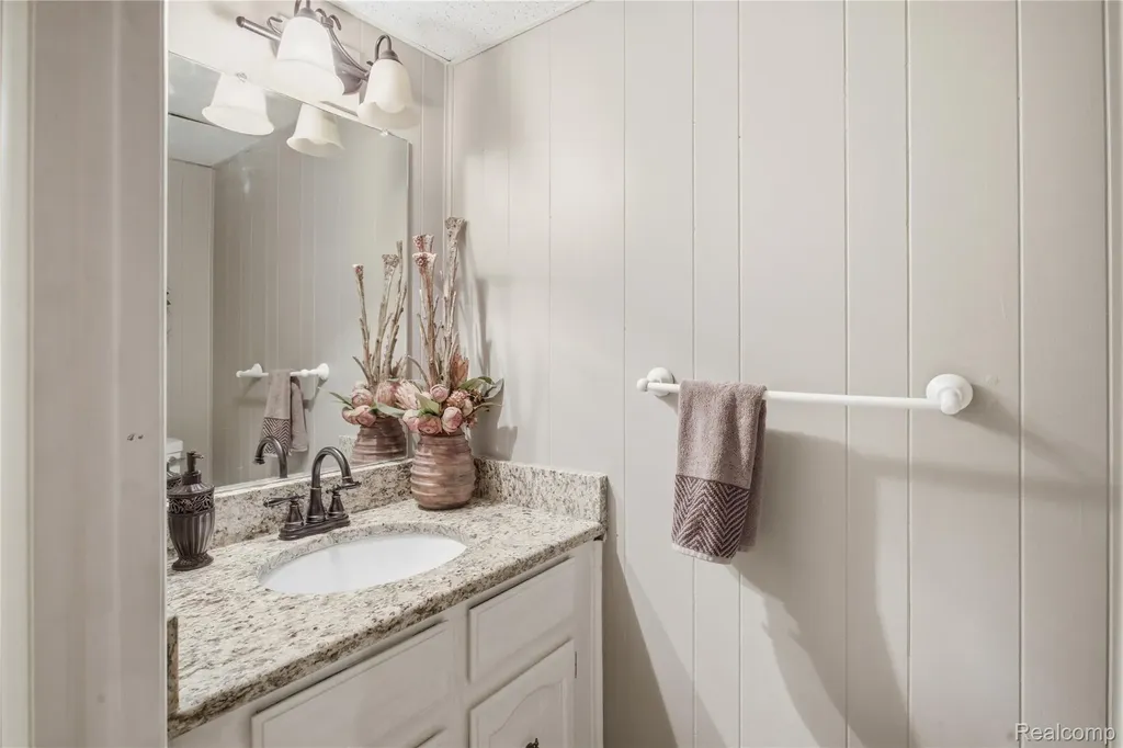 25126 Franklin Terrace Franklin Terrace South Lyon City MI 48178