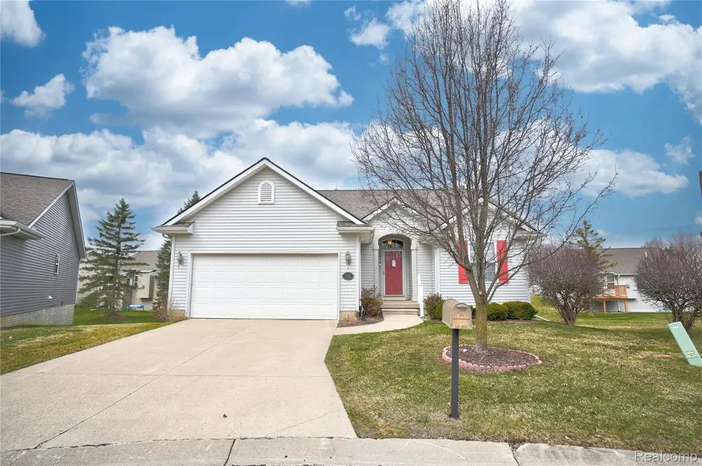 1130 Creekside Court Burton City MI 48509