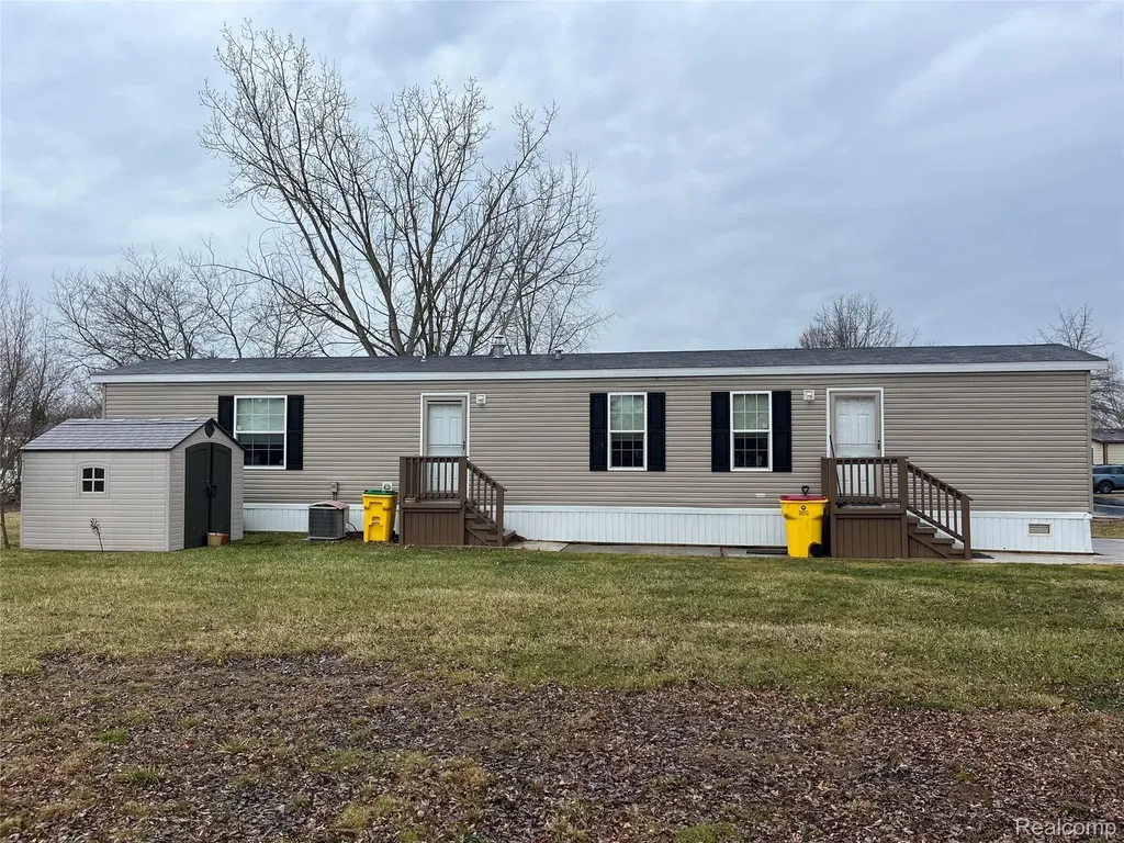 52930 Van Buren Court Chesterfield Township MI 48051
