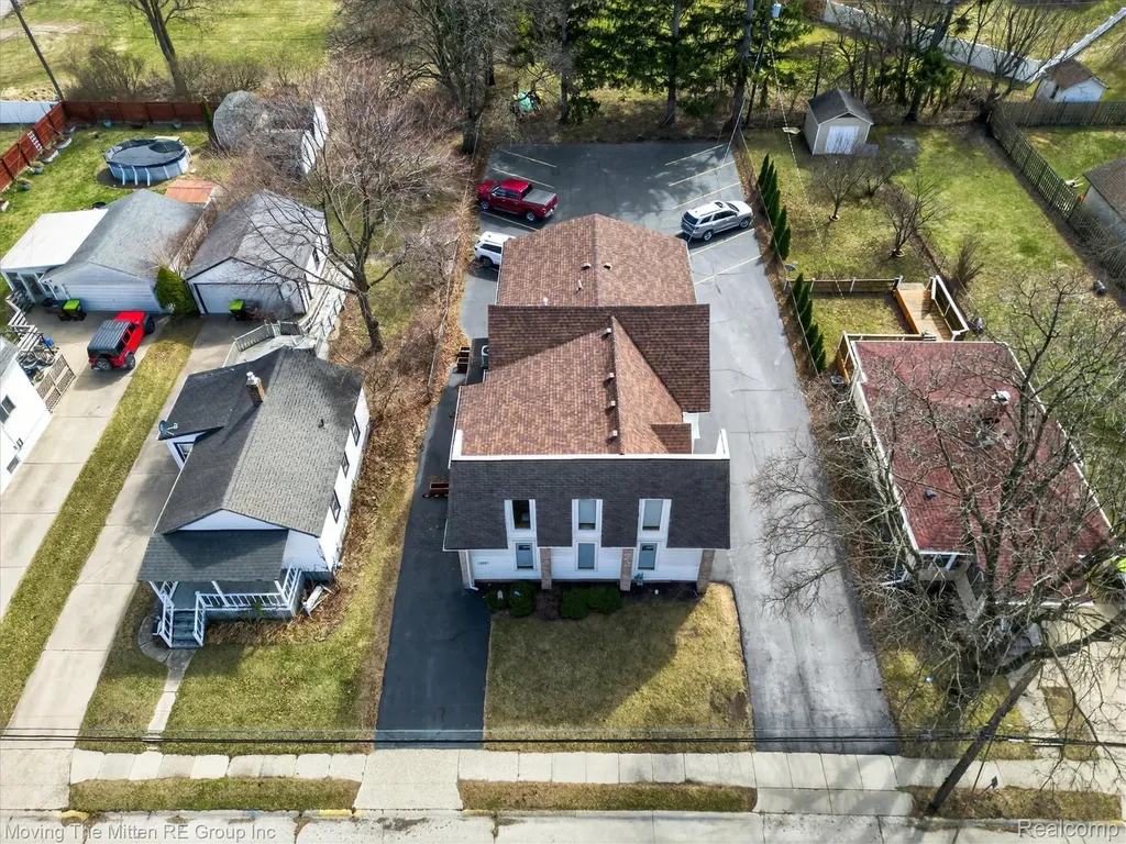 175 2nd Street Belleville City MI 48111