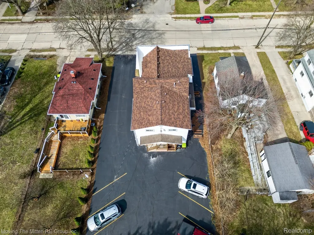 175 2nd Street Belleville City MI 48111