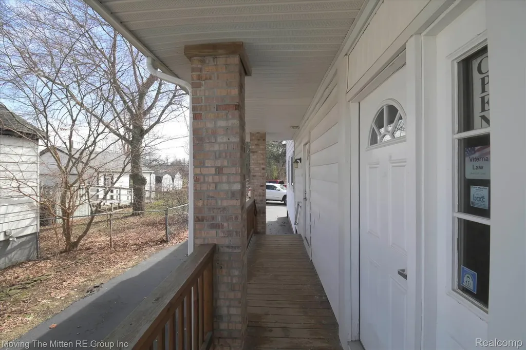 175 2nd Street Belleville City MI 48111