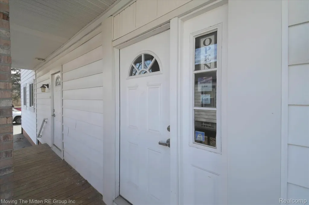 175 2nd Street Belleville City MI 48111