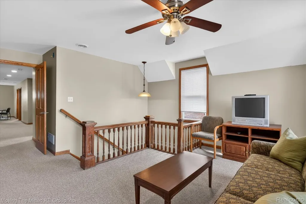 175 2nd Street Belleville City MI 48111