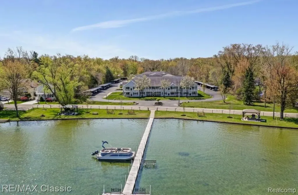 1155 S Lake Drive Novi City MI 48377