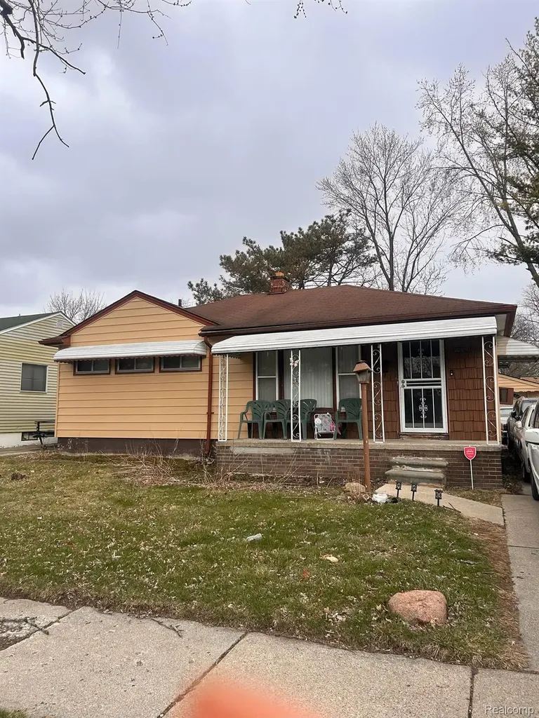 28040 Rosewood Street Inkster City MI 48141