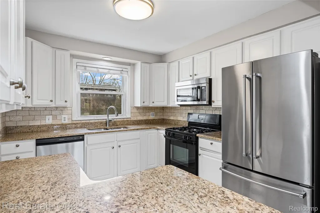4313 Berkshire Road Royal Oak City MI 48073