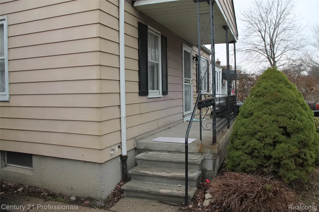 19740 Mccormick Street Detroit City MI 48224