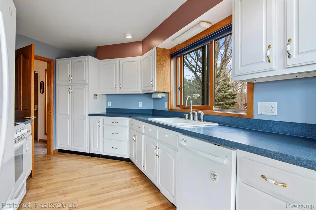 1693 Elm Road Crystal Lake Township MI 49635