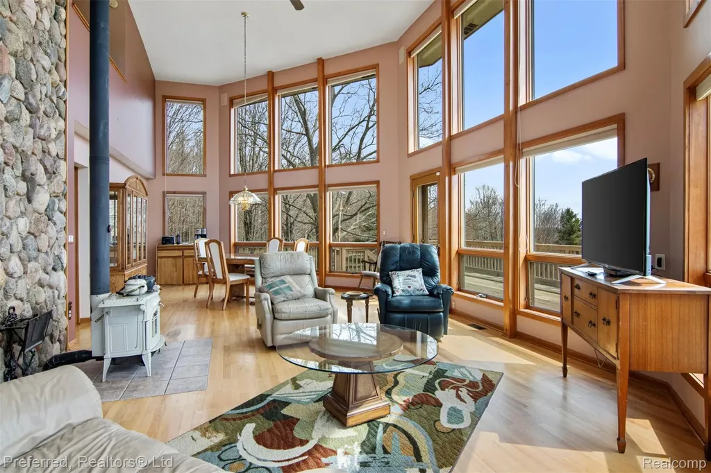 1693 Elm Road Crystal Lake Township MI 49635