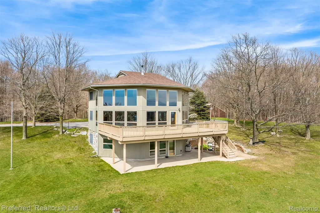 1693 Elm Road Crystal Lake Township MI 49635