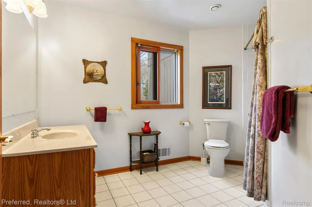 1693 Elm Road Crystal Lake Township MI 49635