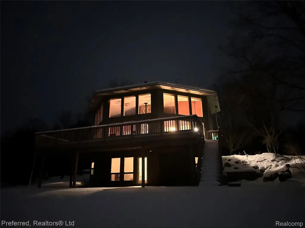 1693 Elm Road Crystal Lake Township MI 49635