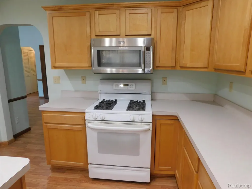5284 Scotch Settlement Road Almont Township MI 48003