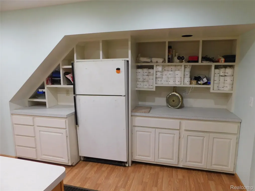 5284 Scotch Settlement Road Almont Township MI 48003