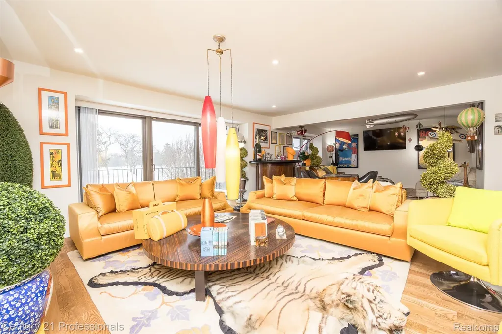 9095 S Saginaw Road Grand Blanc Charter Township MI 48439