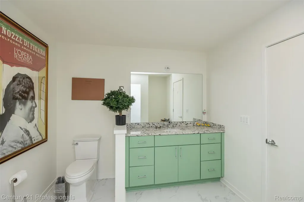 9095 S Saginaw Road Grand Blanc Charter Township MI 48439