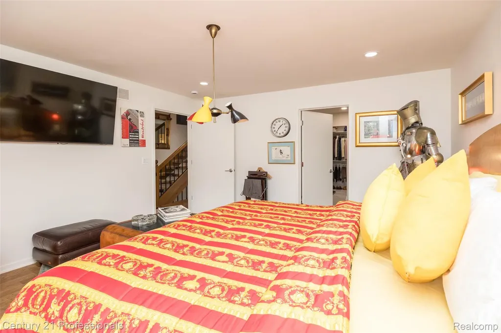 9095 S Saginaw Road Grand Blanc Charter Township MI 48439