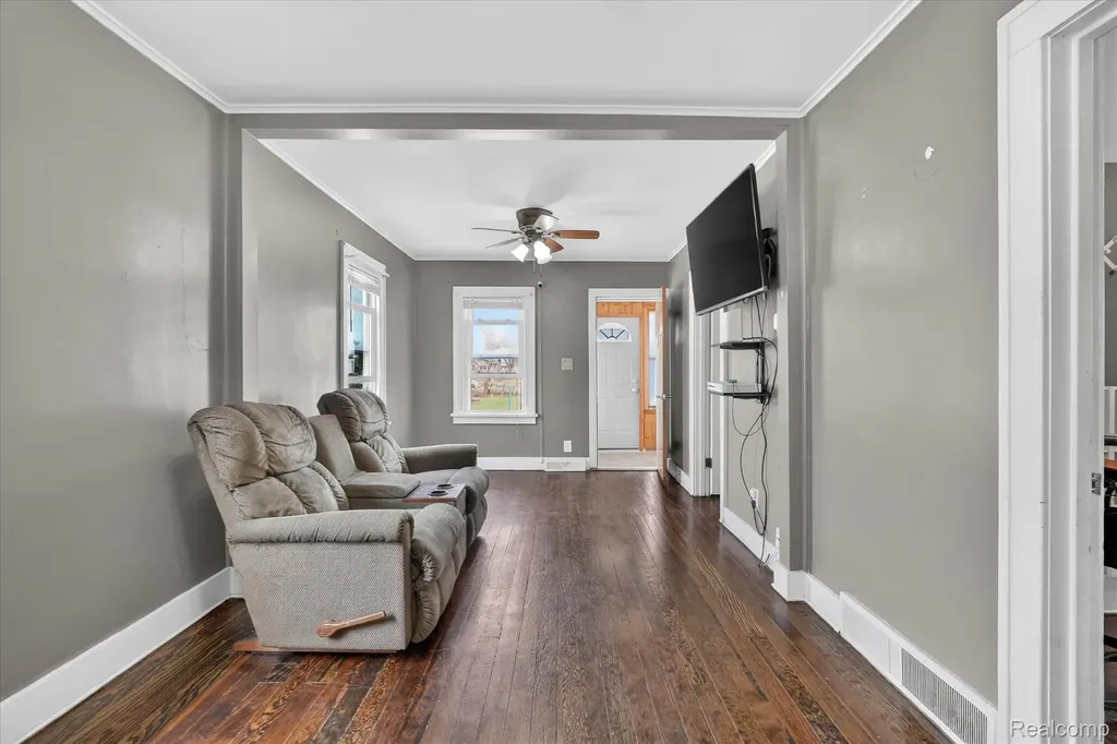 926 Kentucky Court Monroe City MI 48161