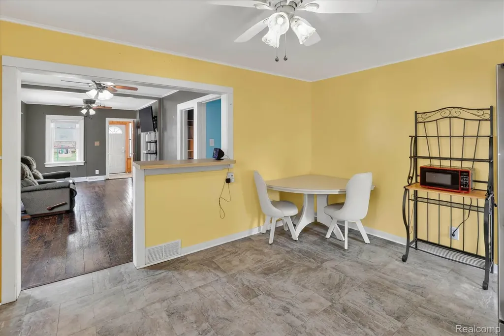 926 Kentucky Court Monroe City MI 48161