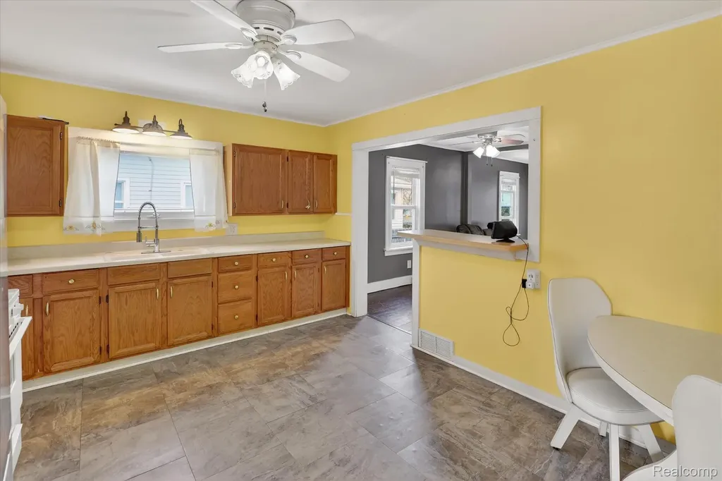 926 Kentucky Court Monroe City MI 48161