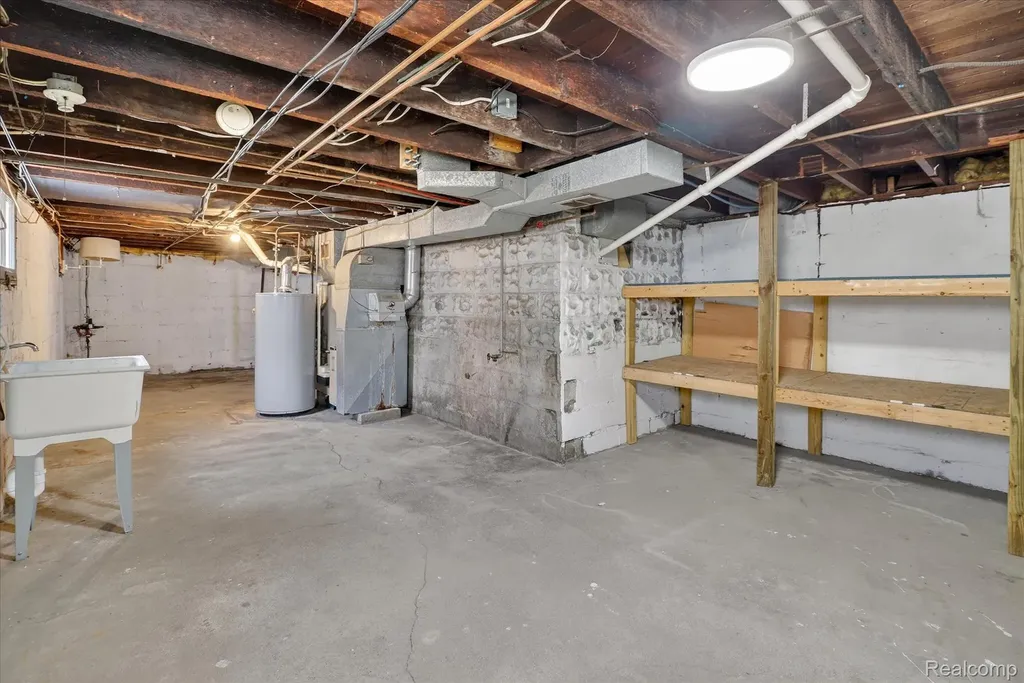 926 Kentucky Court Monroe City MI 48161