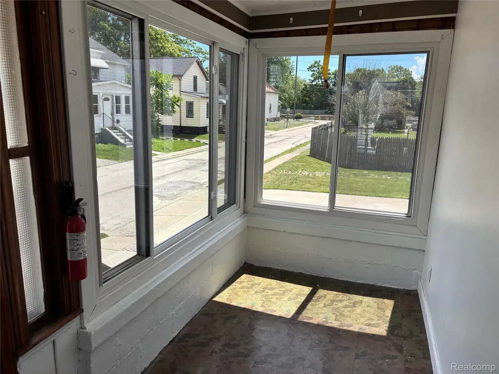 926 Kentucky Court Monroe City MI 48161