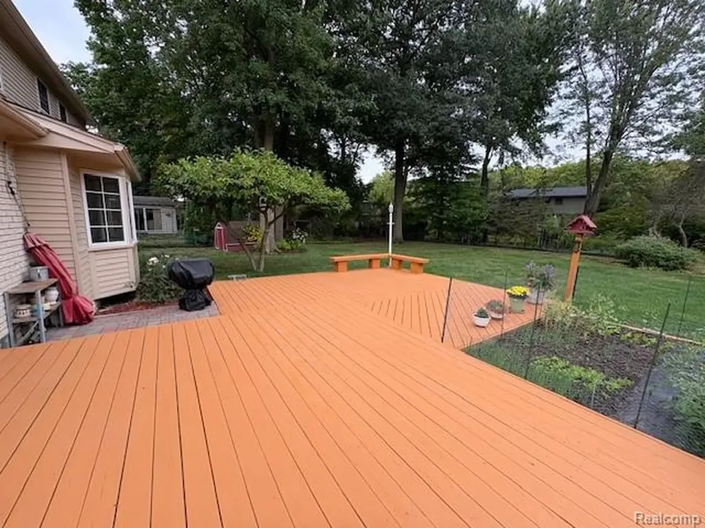 3665 Estates Drive Troy City MI 48084