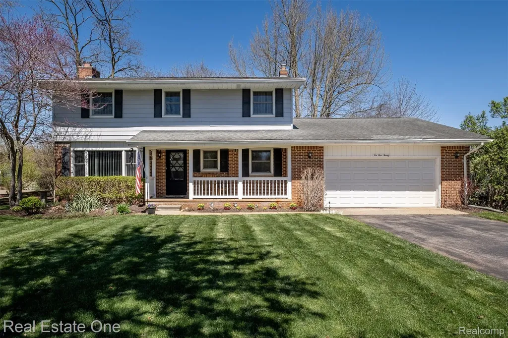10420 Cedar Point Drive White Lake Charter Township MI 48386