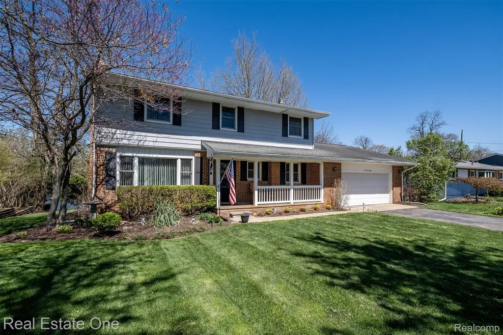 10420 Cedar Point Drive White Lake Charter Township MI 48386