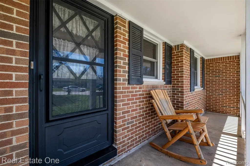 10420 Cedar Point Drive White Lake Charter Township MI 48386