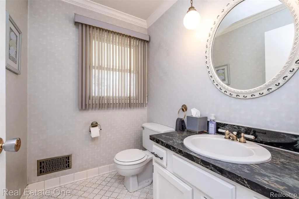 10420 Cedar Point Drive White Lake Charter Township MI 48386