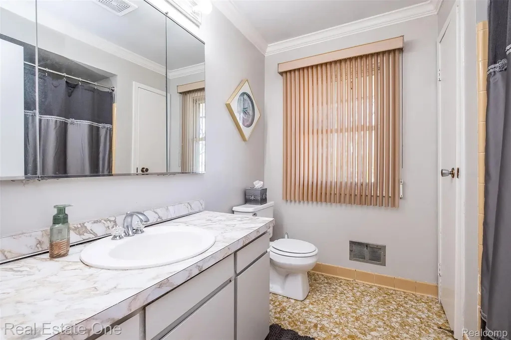 10420 Cedar Point Drive White Lake Charter Township MI 48386