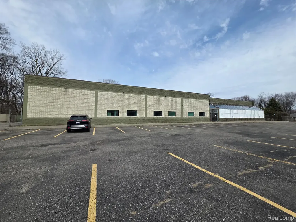 28980 Joy Road Livonia City MI 48150