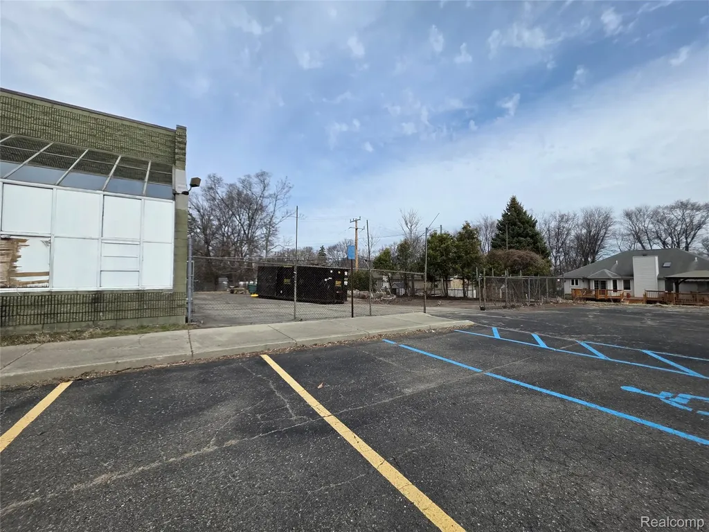 28980 Joy Road Livonia City MI 48150