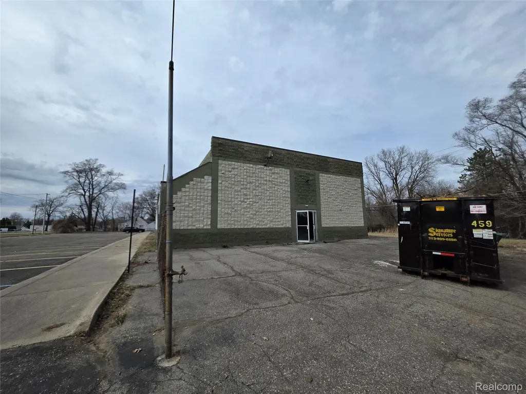 28980 Joy Road Livonia City MI 48150