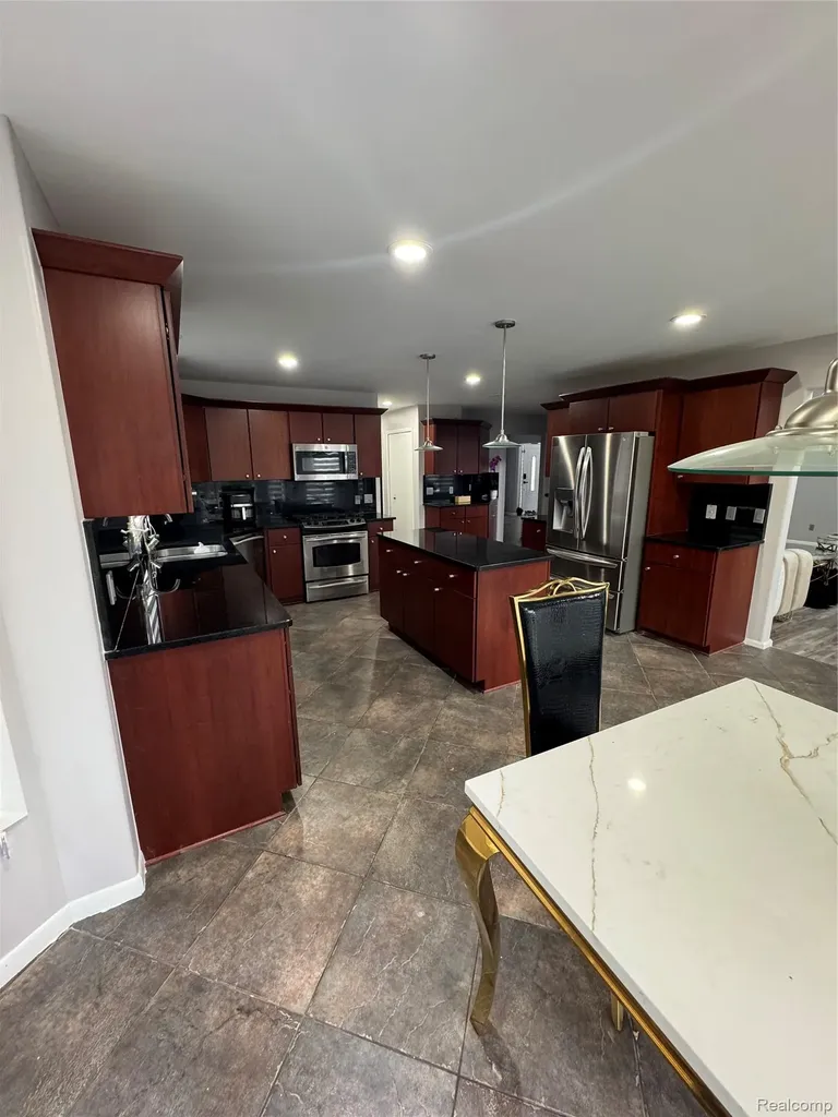 50493 Nesting Ridge Drive Macomb Township MI 48044