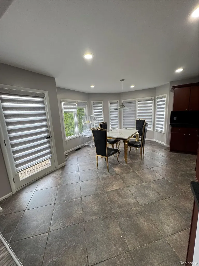 50493 Nesting Ridge Drive Macomb Township MI 48044