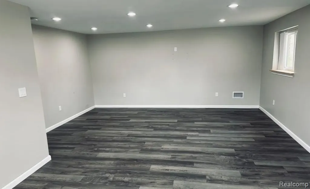 24500 Cornell Avenue Brownstown Charter Township MI 48183