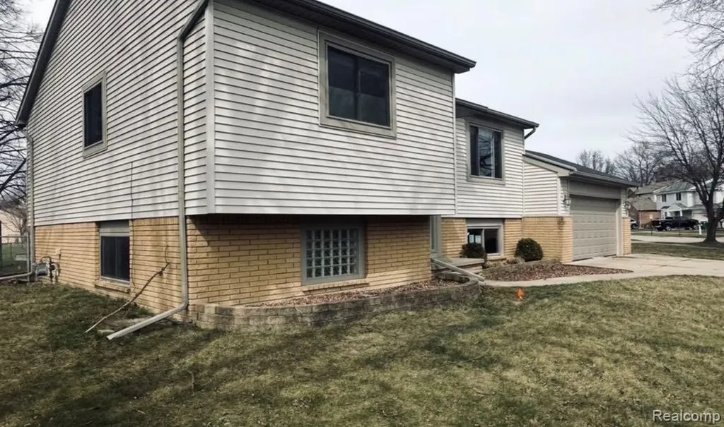 24500 Cornell Avenue Brownstown Charter Township MI 48183