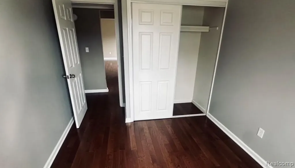 24500 Cornell Avenue Brownstown Charter Township MI 48183