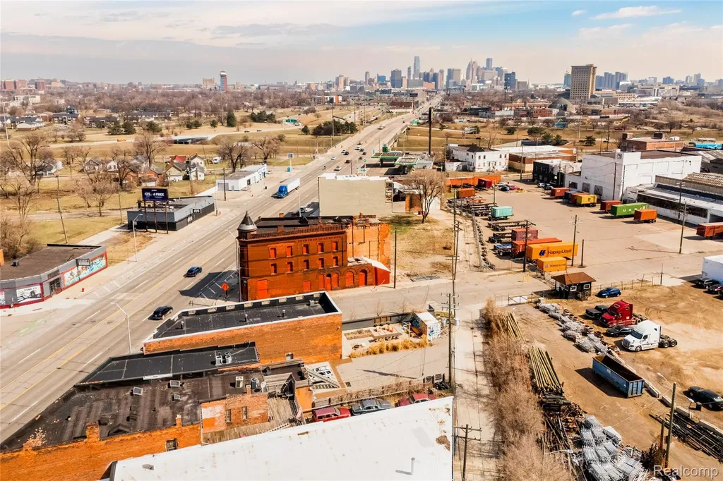 3401 & 3415 Michigan Avenue Detroit City MI 48226