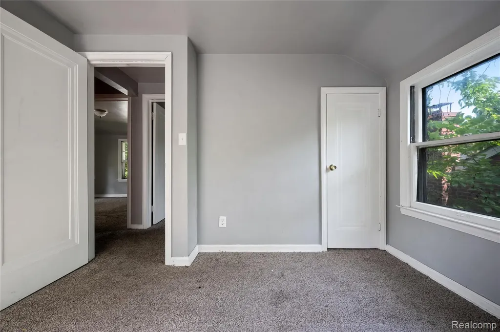 10438 Wayburn Street Detroit City MI 48224