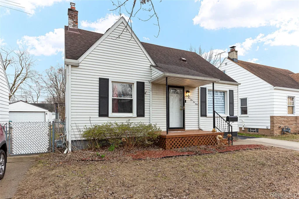 25529 Stanford Street Dearborn Heights City MI 48125