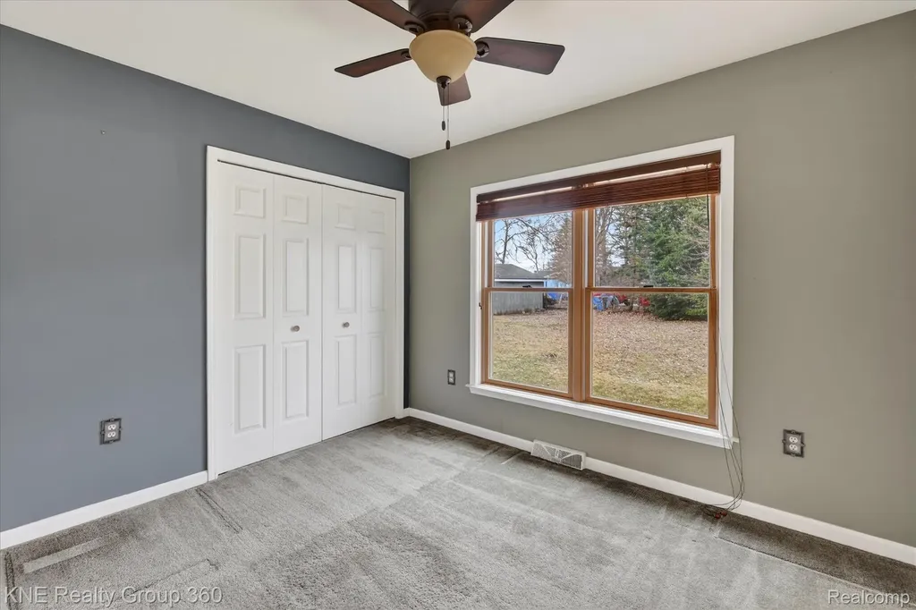 1525 Shoreline Drive Hartland Township MI 48353