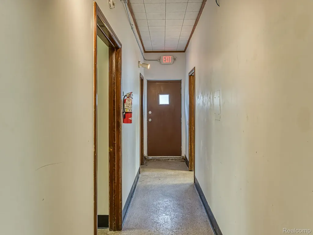 30750 Ford Road Garden City City MI 48135